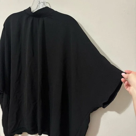 Pixi + Ivy Black Boxy Short Sleeve Tunic with High Neck Mock Neck Collar - Picture 2 of 7